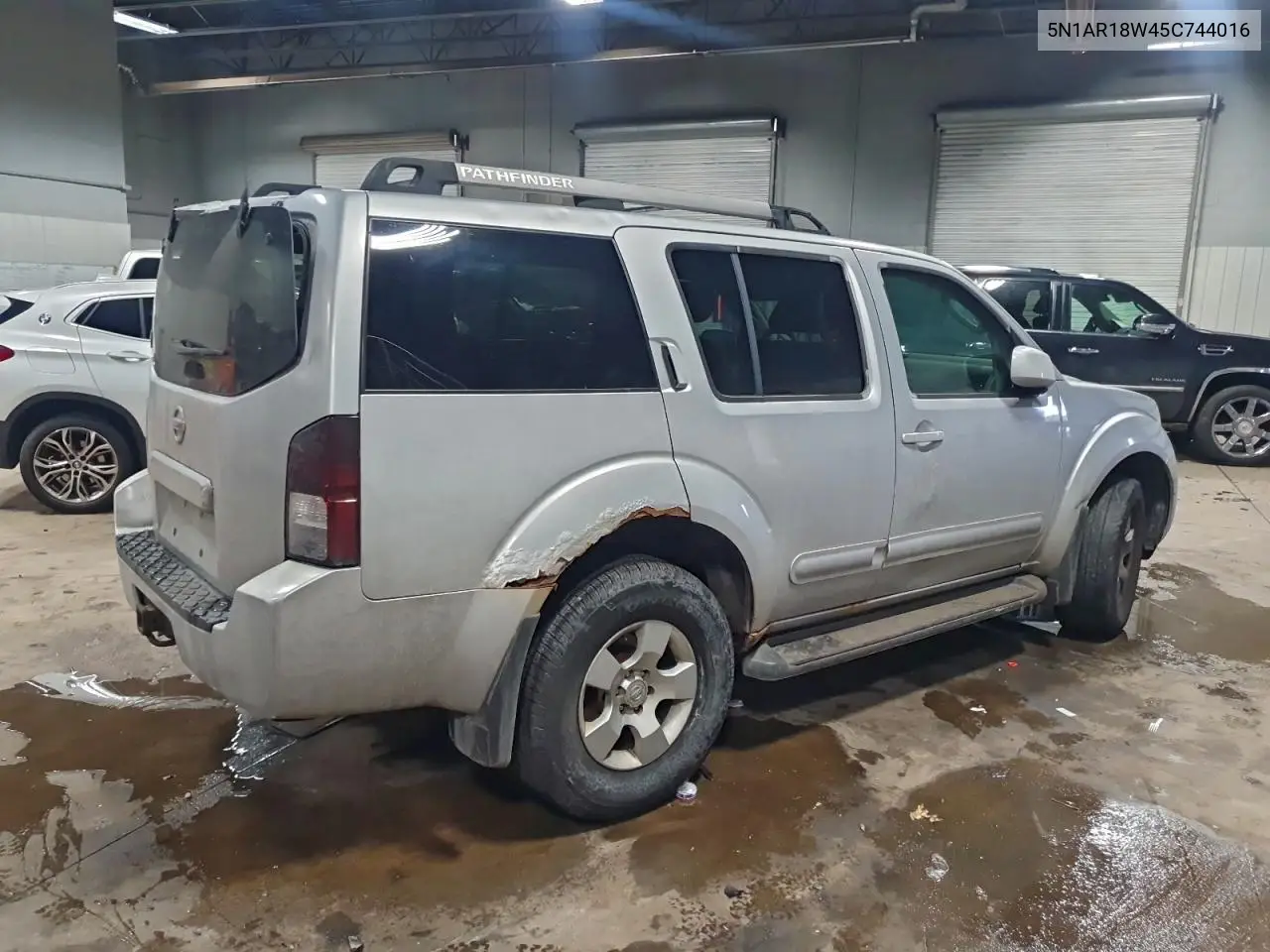 5N1AR18W45C744016 2005 Niss Pathfinder Xe