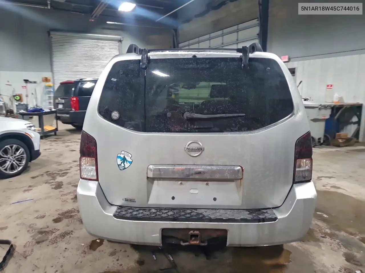 5N1AR18W45C744016 2005 Niss Pathfinder Xe