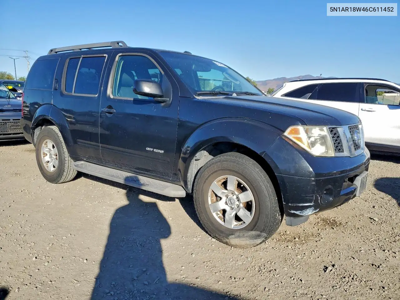 5N1AR18W46C611452 2006 Nissan Pathfinder Le