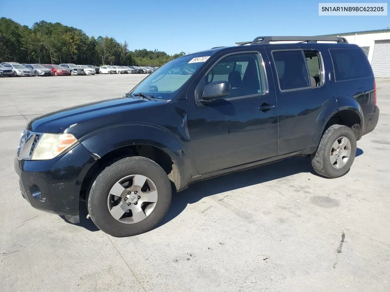5N1AR1NB9BC623205 2011 Nissan Pathfinder S