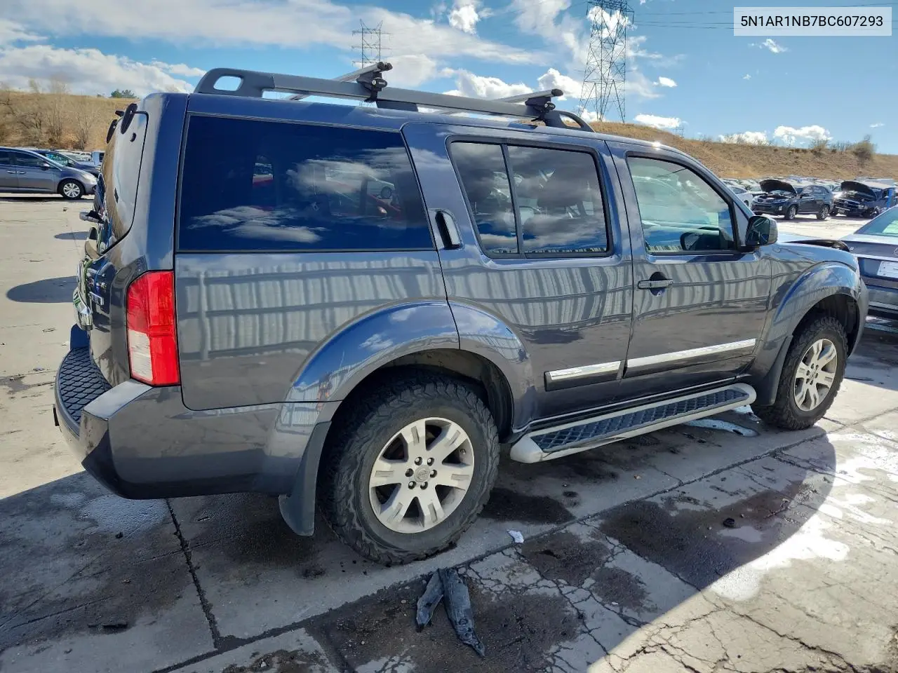 5N1AR1NB7BC607293 2011 Nissan Pathfinder S
