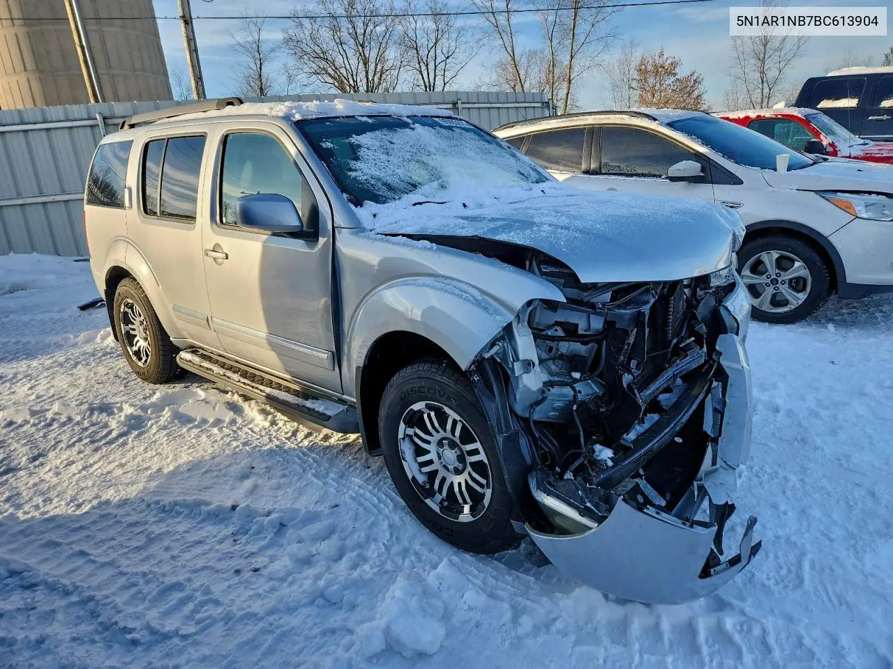 5N1AR1NB7BC613904 2011 Nissan Pathfinder S