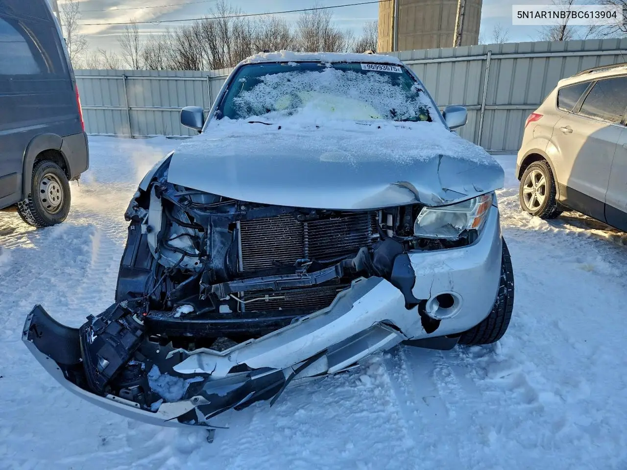 5N1AR1NB7BC613904 2011 Nissan Pathfinder S