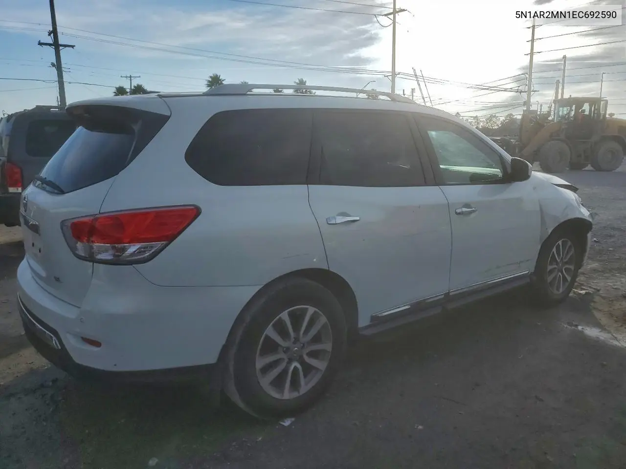5N1AR2MN1EC692590 2014 Nissan Pathfinder S