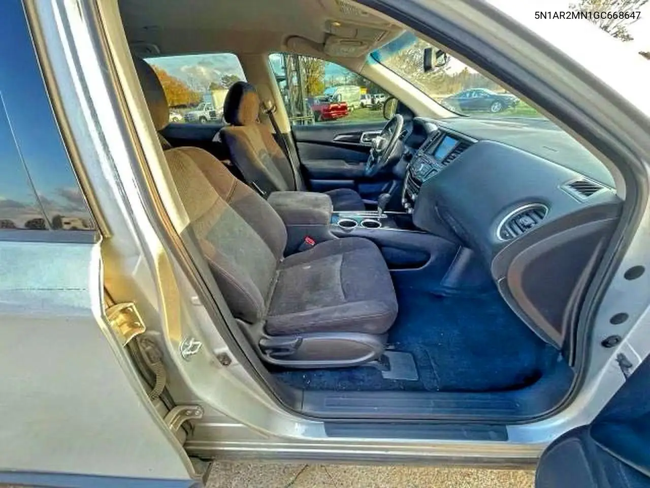 5N1AR2MN1GC668647 2016 Nissan Pathfinder S