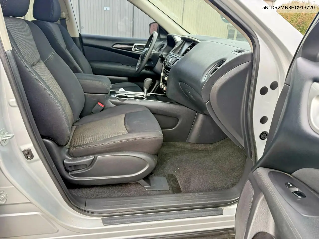 5N1DR2MN8HC913720 2017 Nissan Pathfinder S