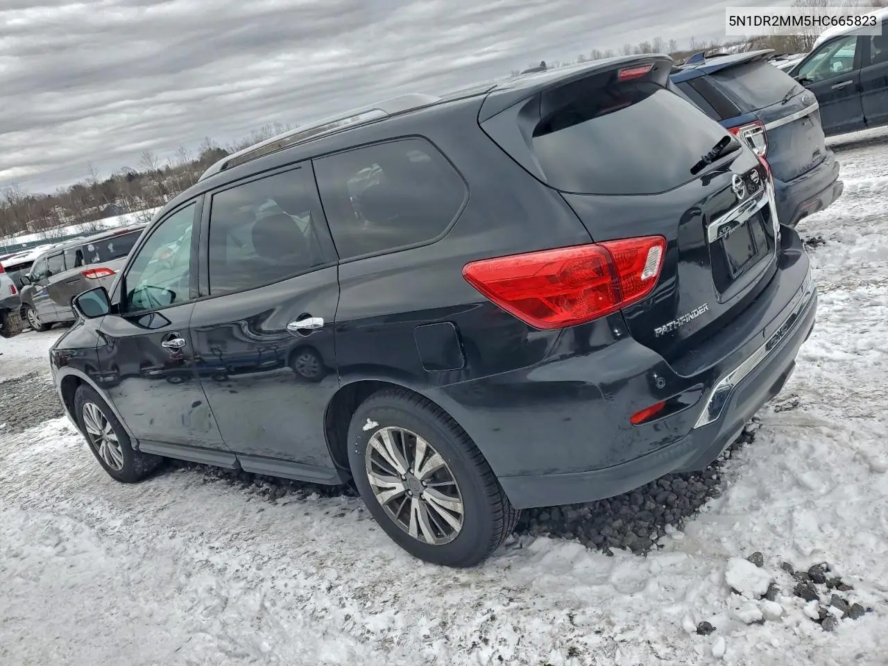 5N1DR2MM5HC665823 2017 Nissan Pathfinder S