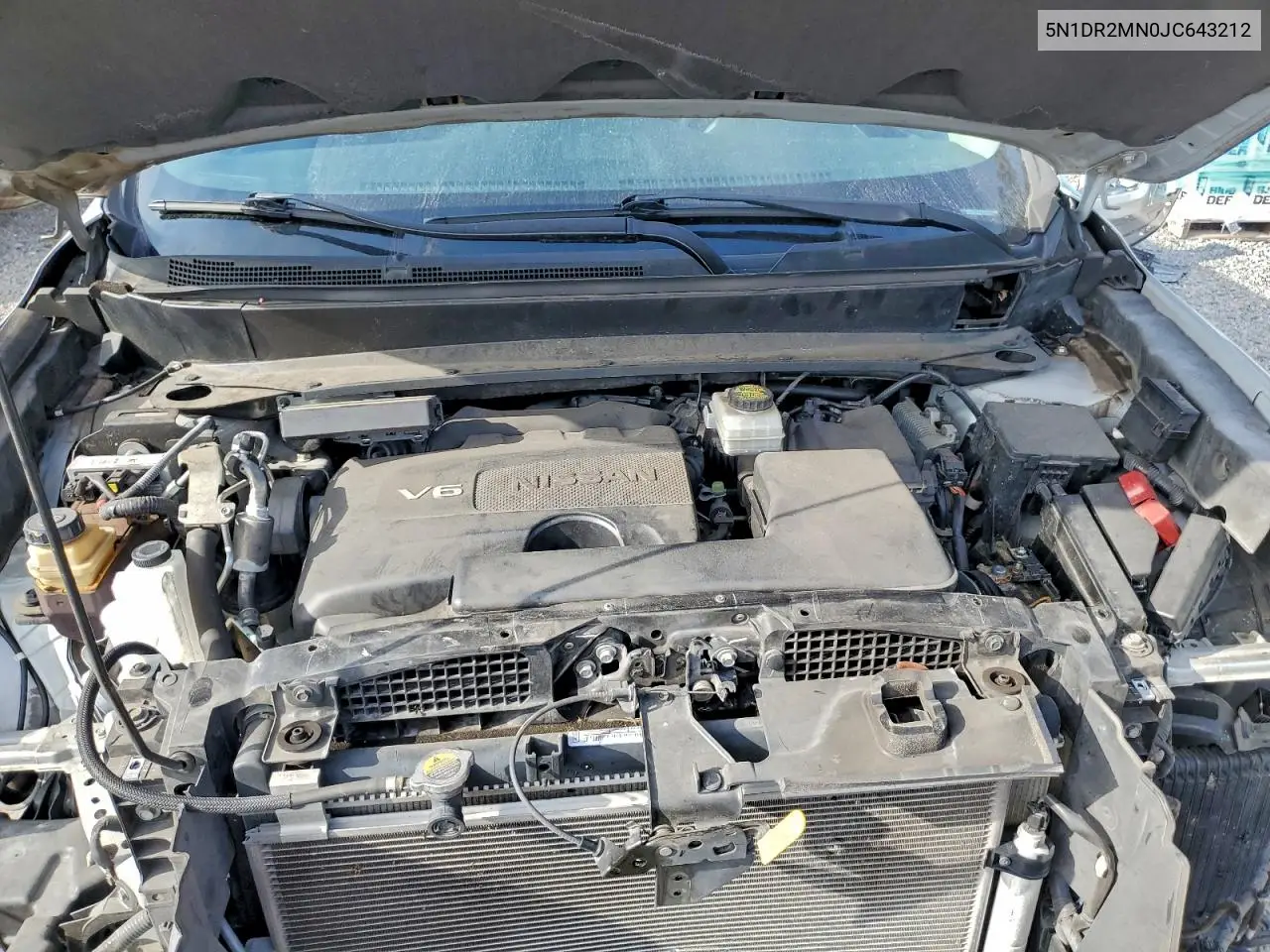 5N1DR2MN0JC643212 2018 Nissan Pathfinder S