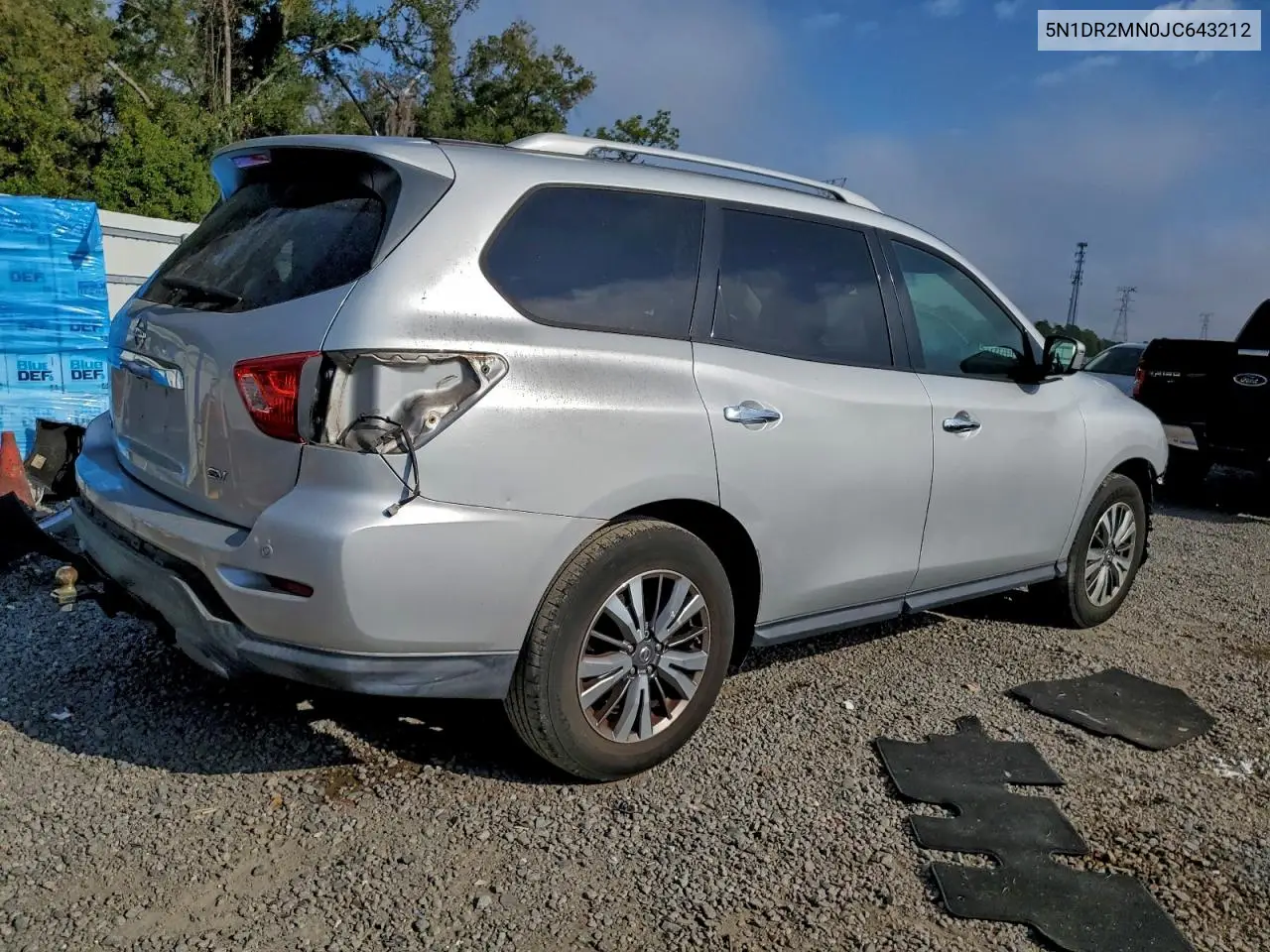 5N1DR2MN0JC643212 2018 Nissan Pathfinder S