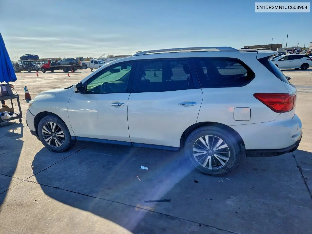 5N1DR2MN1JC603964 2018 Nissan Pathfinder S