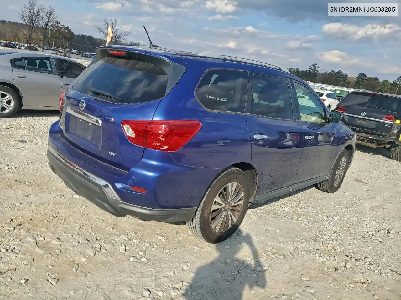 5N1DR2MN1JC603205 2018 Nissan Pathfinder S