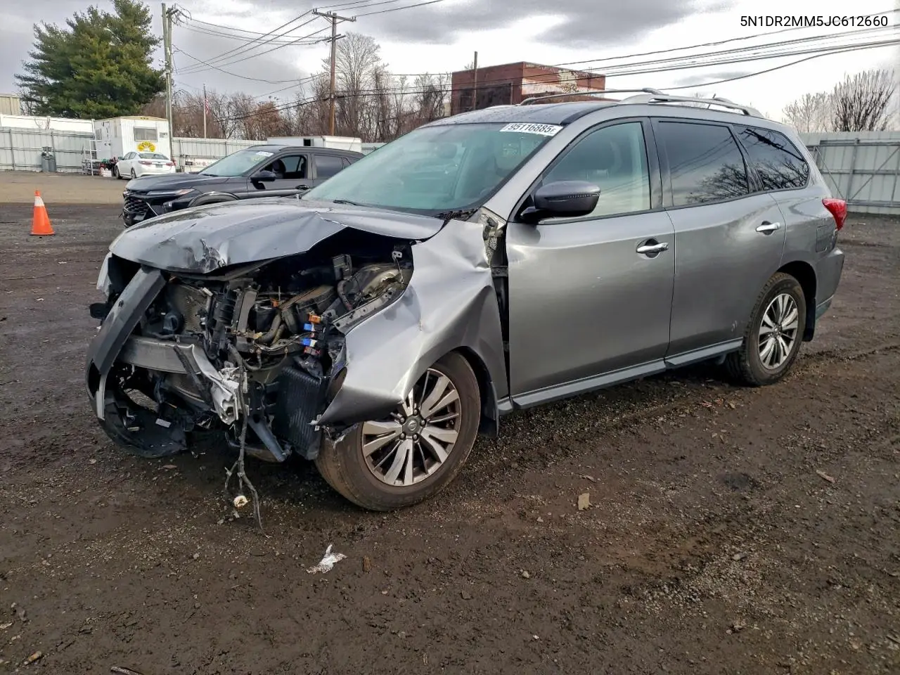 5N1DR2MM5JC612660 2018 Nissan Pathfinder S
