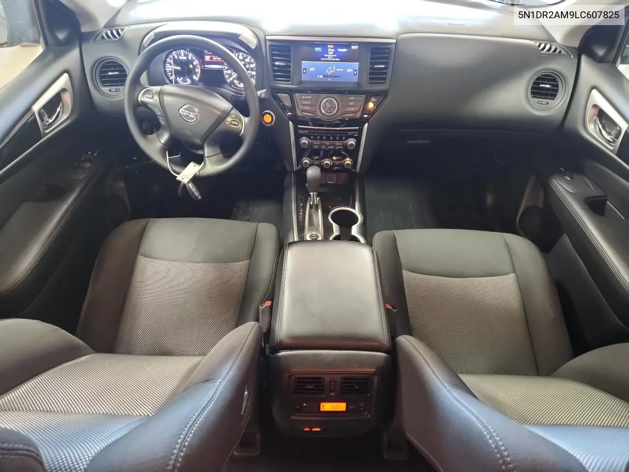 5N1DR2AM9LC607825 2020 Nissan Pathfinder S