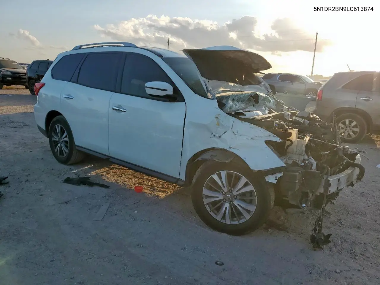 5N1DR2BN9LC613874 2020 Nissan Pathfinder Sv