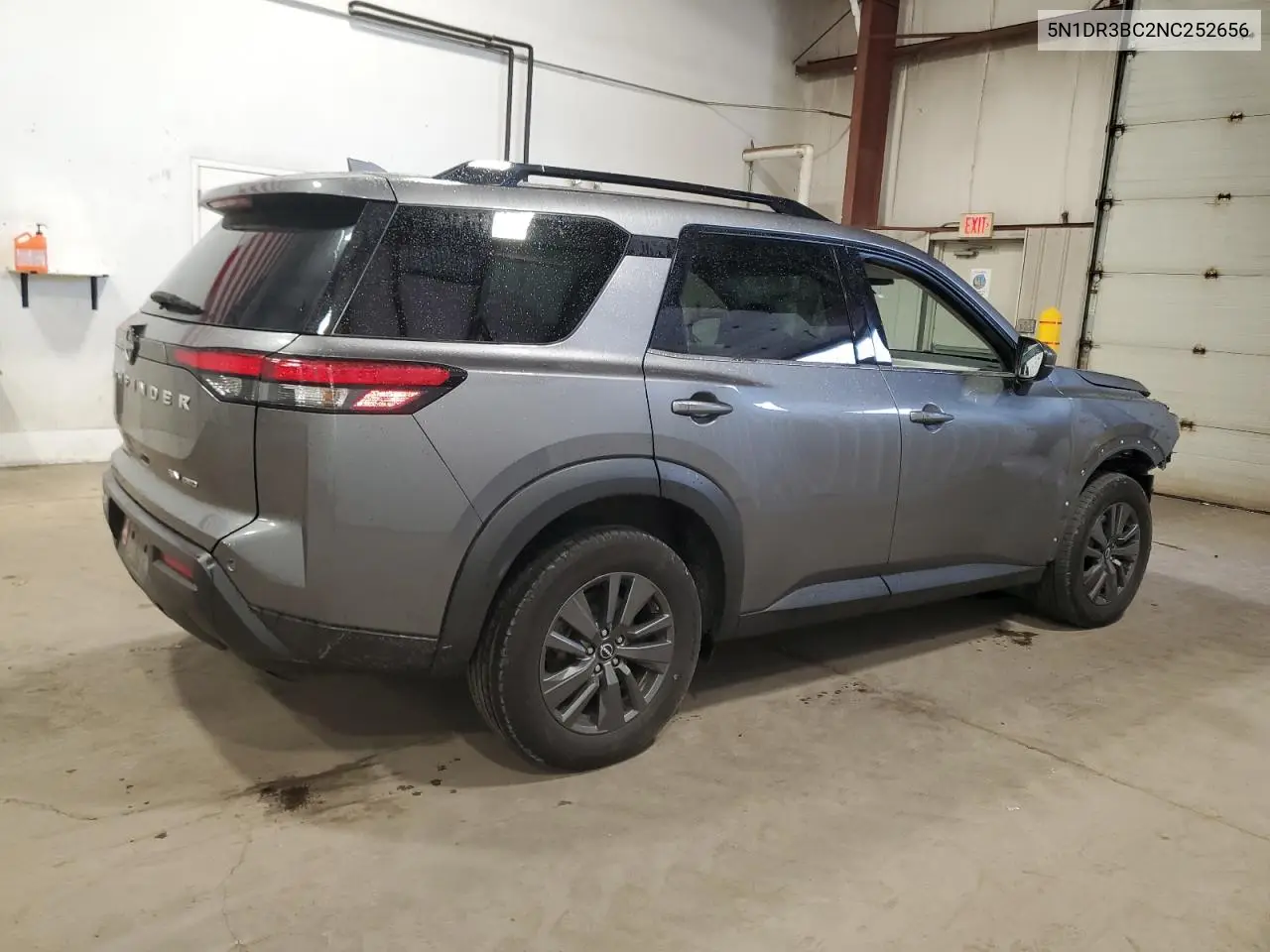 5N1DR3BC2NC252656 2022 Nissan Pathfinder Sv