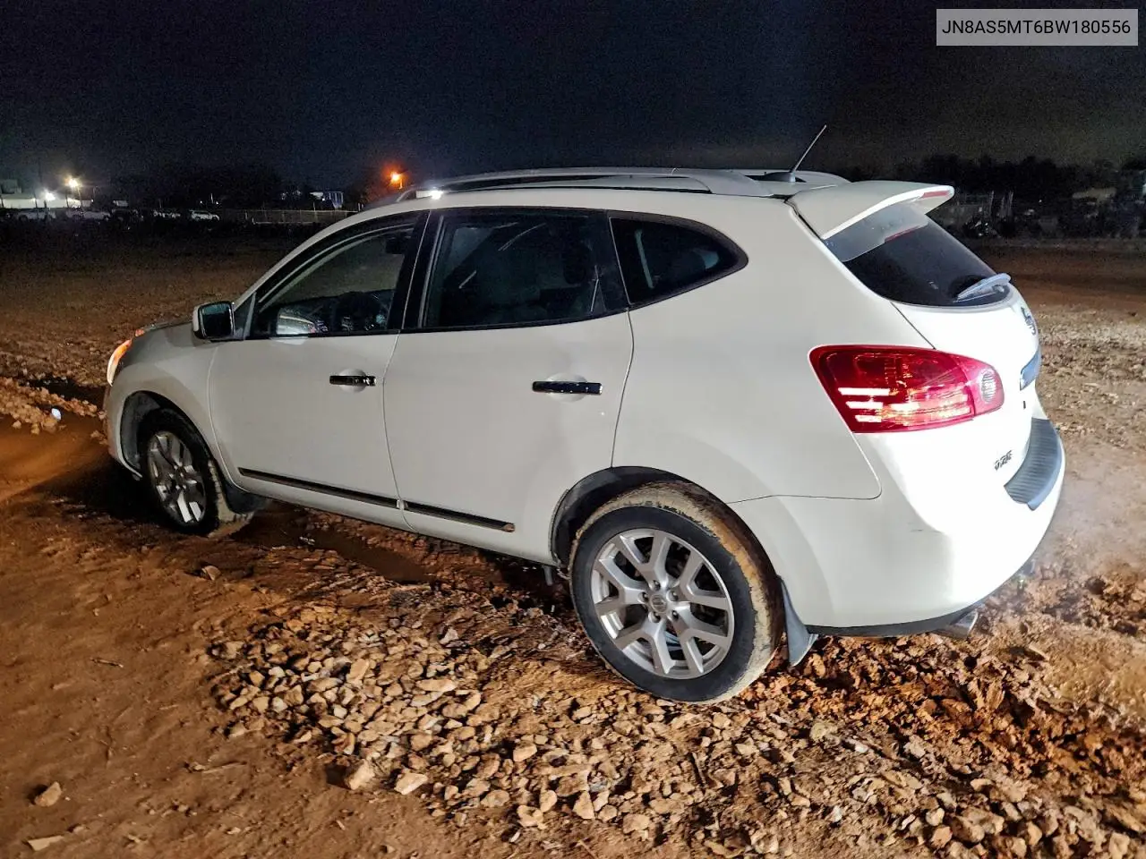 JN8AS5MT6BW180556 2011 Nissan Rogue S