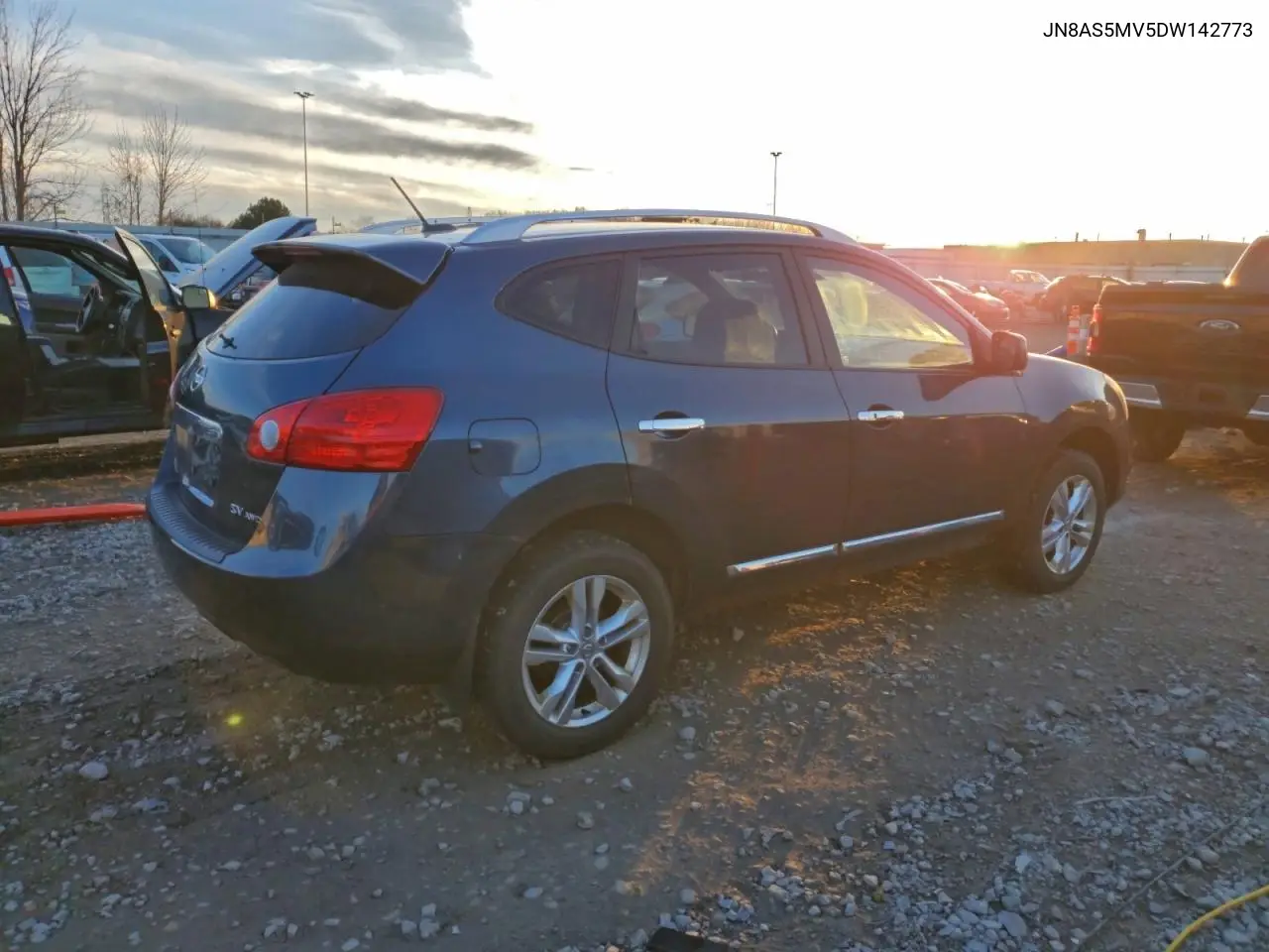 JN8AS5MV5DW142773 2013 Nissan Rogue S