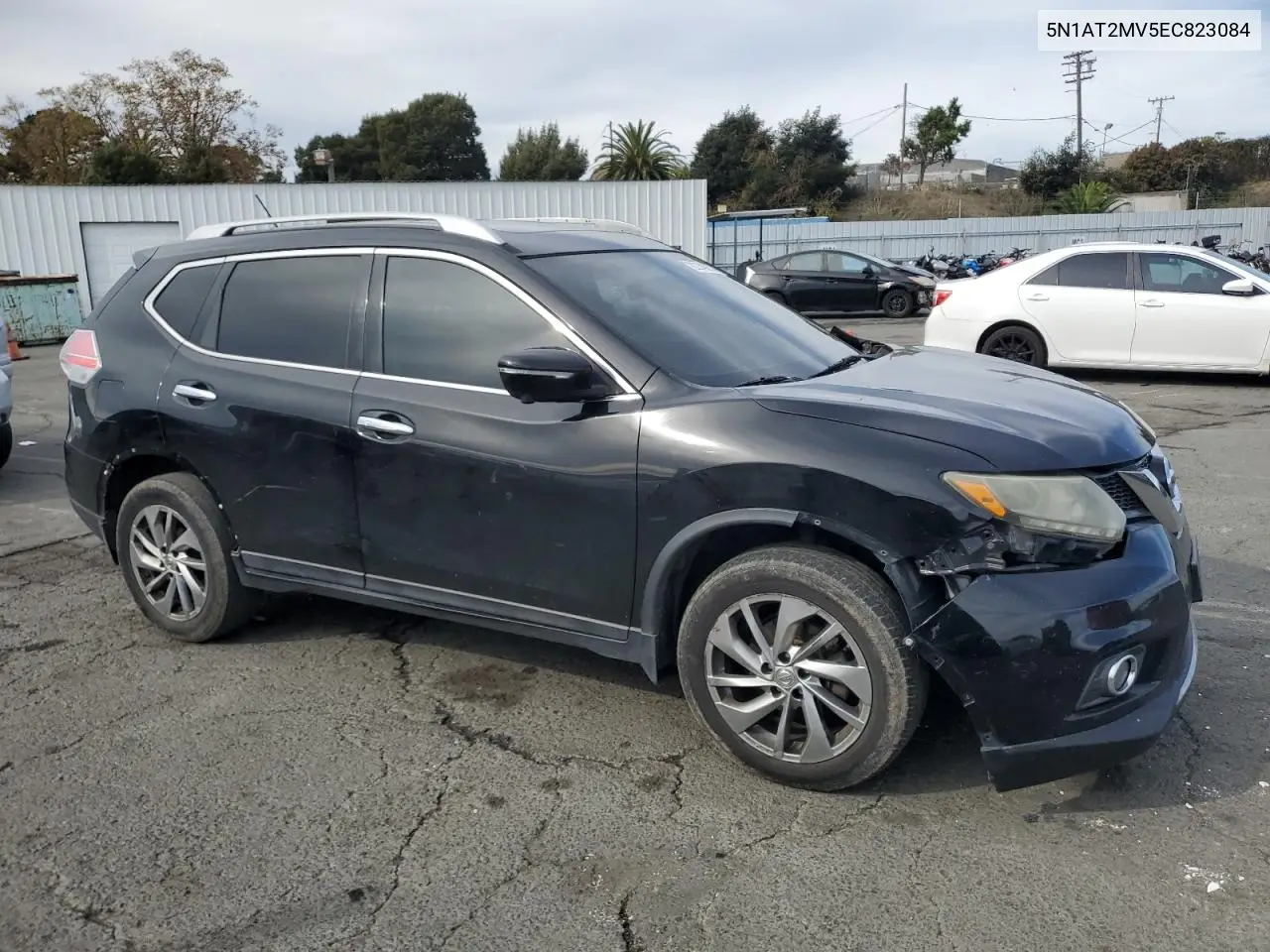 5N1AT2MV5EC823084 2014 Nissan Rogue S