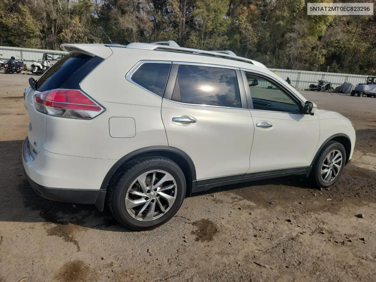 5N1AT2MT0EC823296 2014 Nissan Rogue S