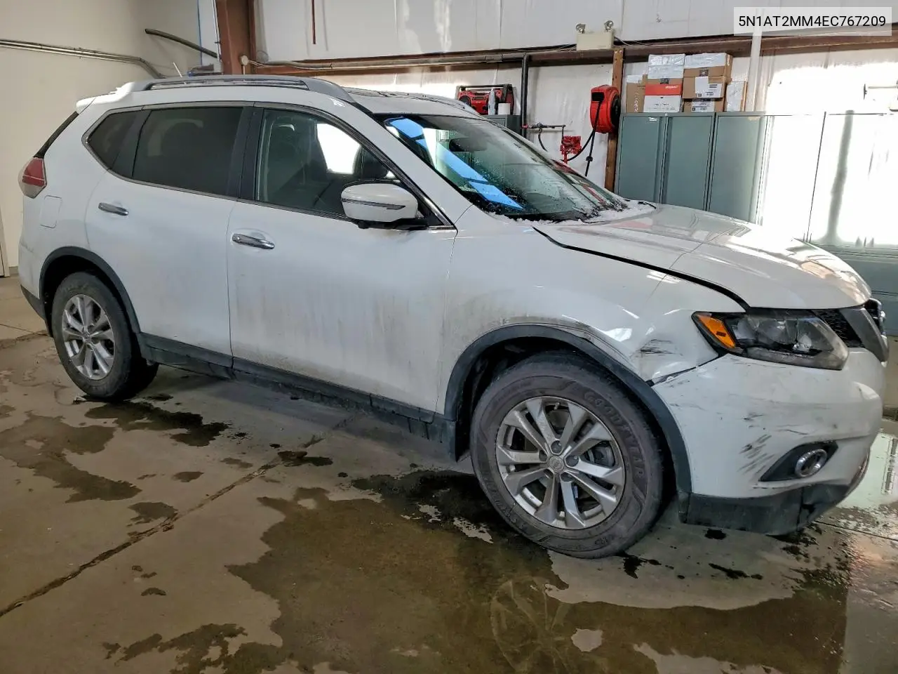 5N1AT2MM4EC767209 2014 Nissan Rogue S
