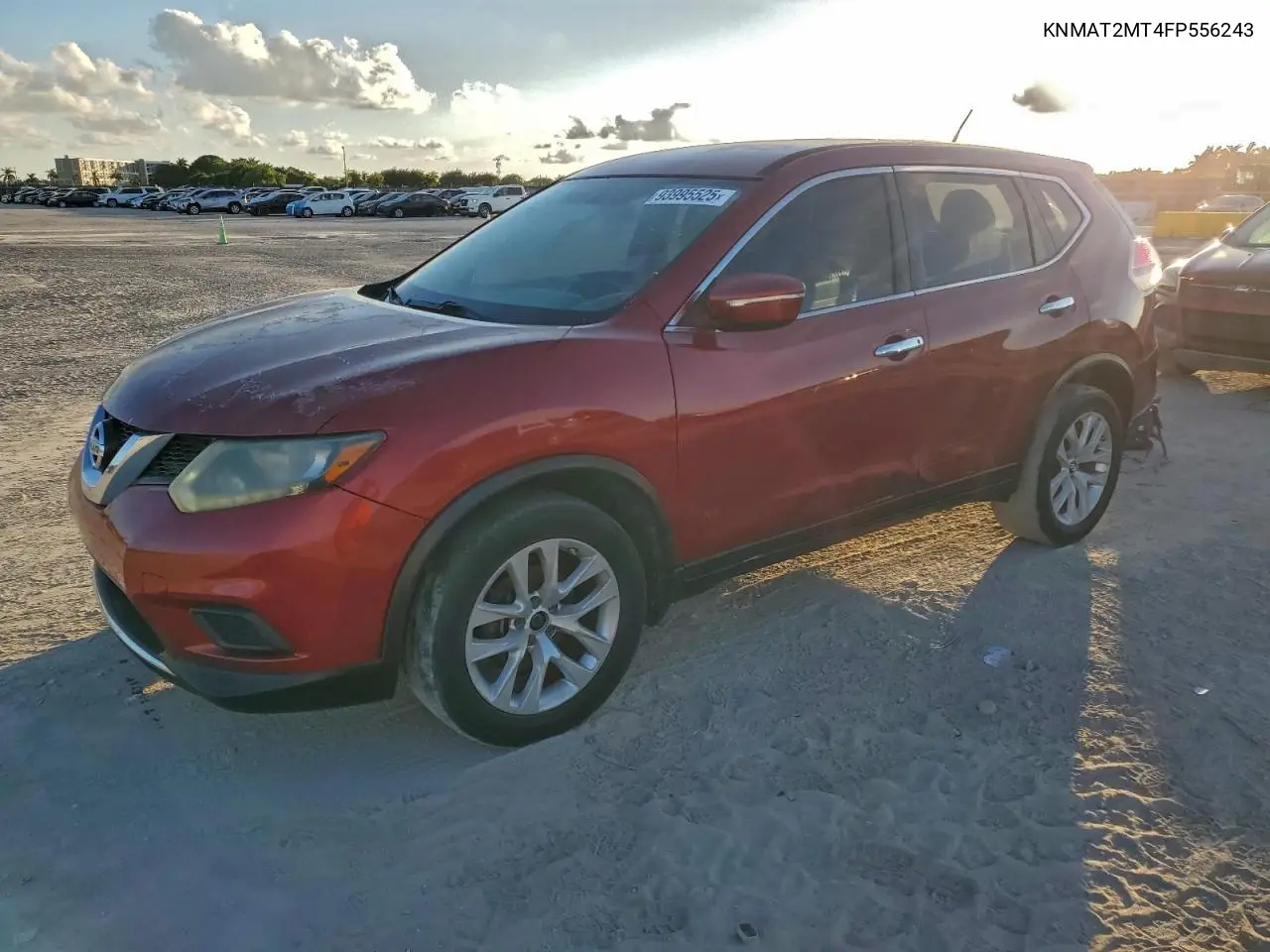 KNMAT2MT4FP556243 2015 Nissan Rogue S