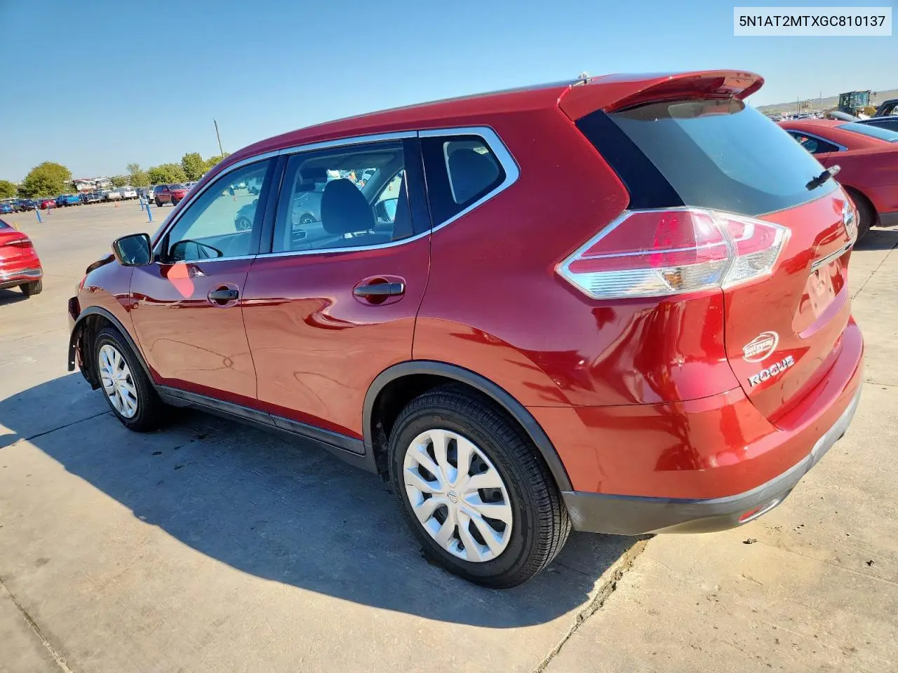 5N1AT2MTXGC810137 2016 Nissan Rogue S