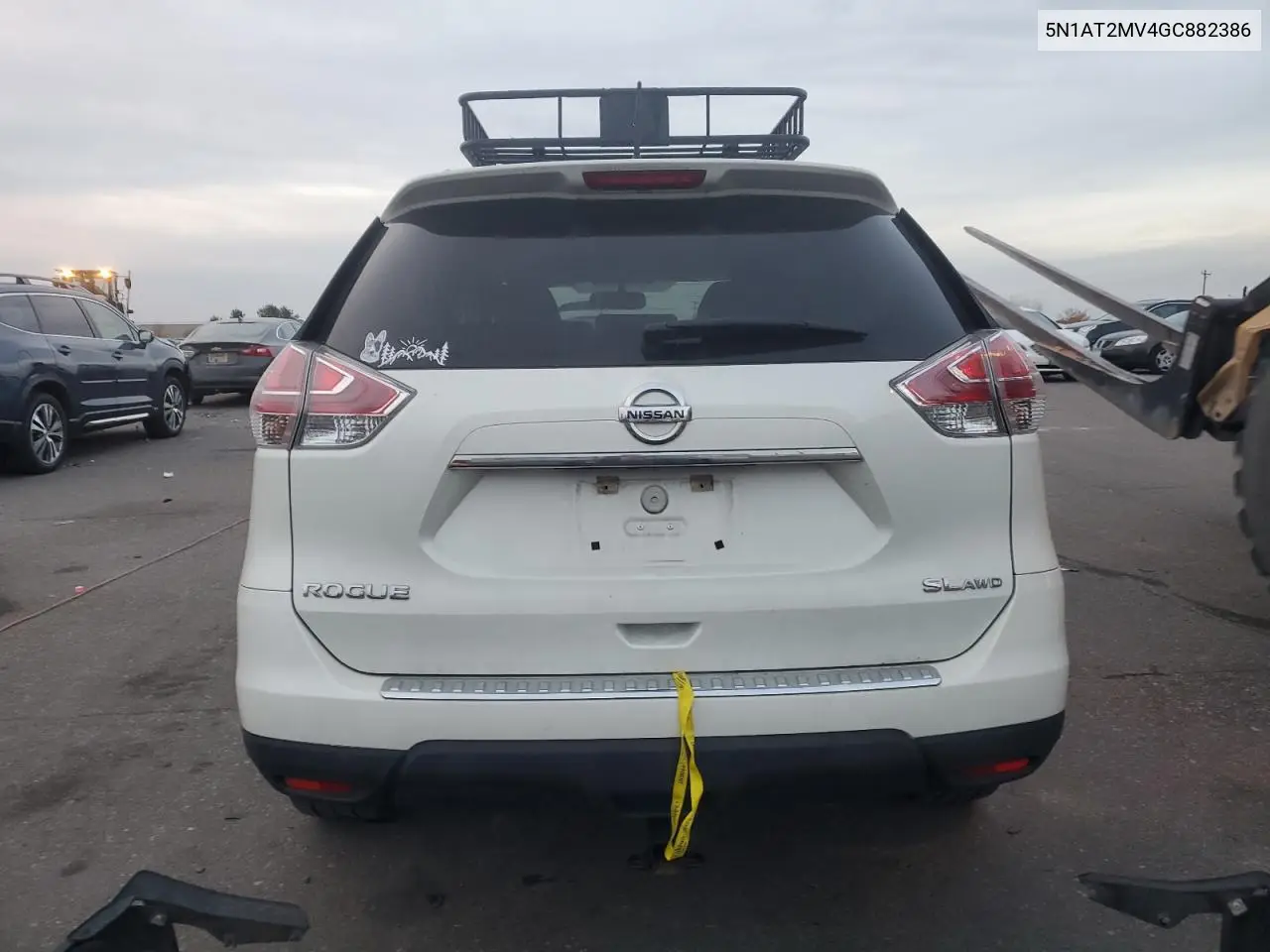 5N1AT2MV4GC882386 2016 Nissan Rogue S