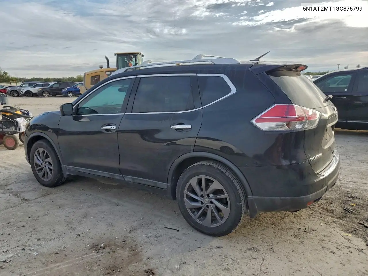 5N1AT2MT1GC876799 2016 Nissan Rogue S