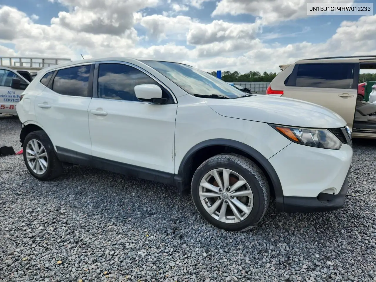 JN1BJ1CP4HW012233 2017 Nissan Rogue Sport S