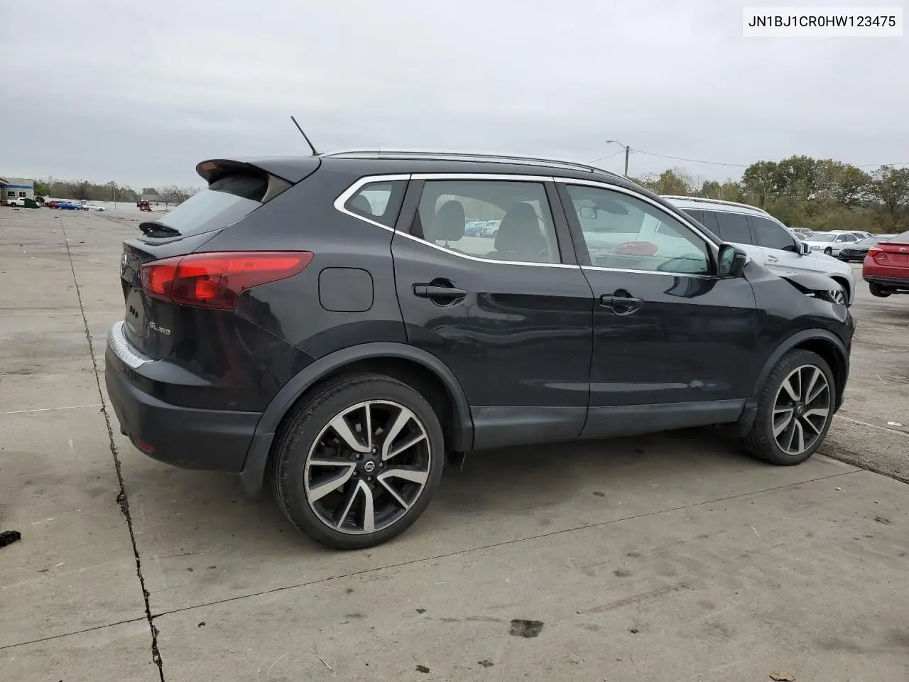 JN1BJ1CR0HW123475 2017 Nissan Rogue Sport S
