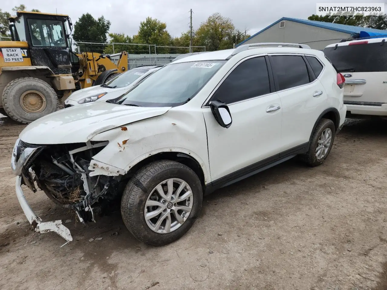 5N1AT2MT7HC823963 2017 Nissan Rogue S