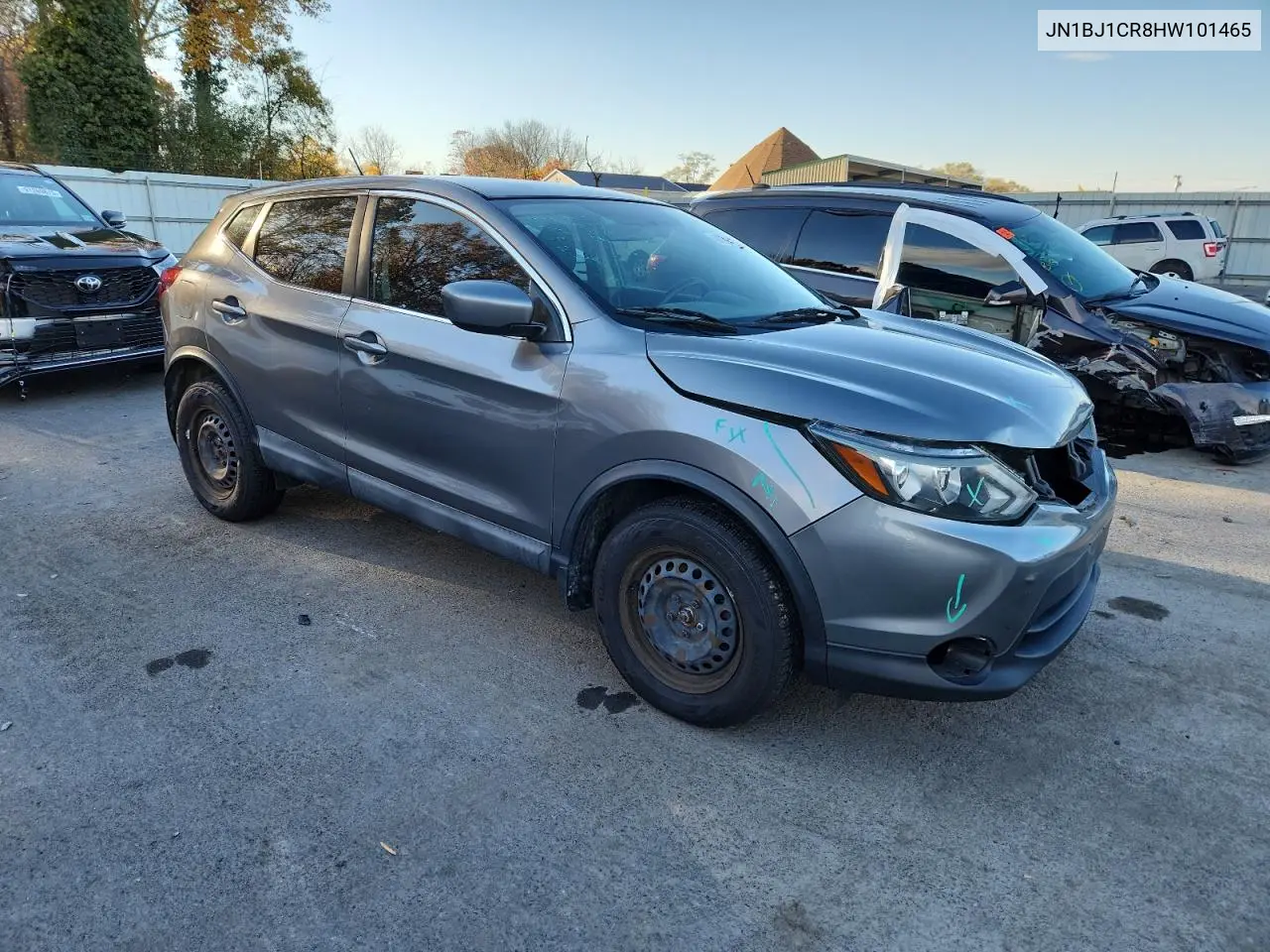 JN1BJ1CR8HW101465 2017 Nissan Rogue Sport S