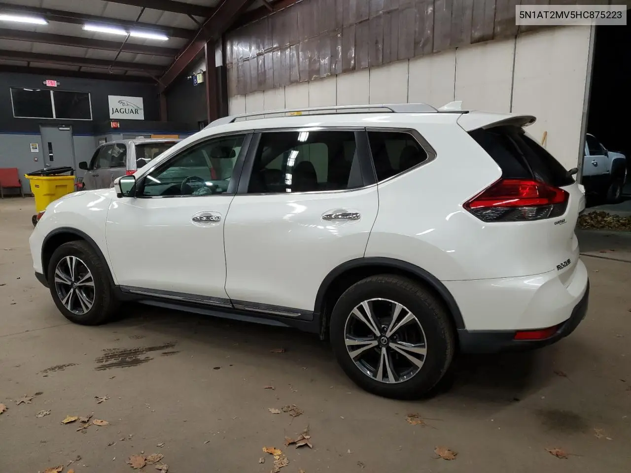 5N1AT2MV5HC875223 2017 Nissan Rogue Sv