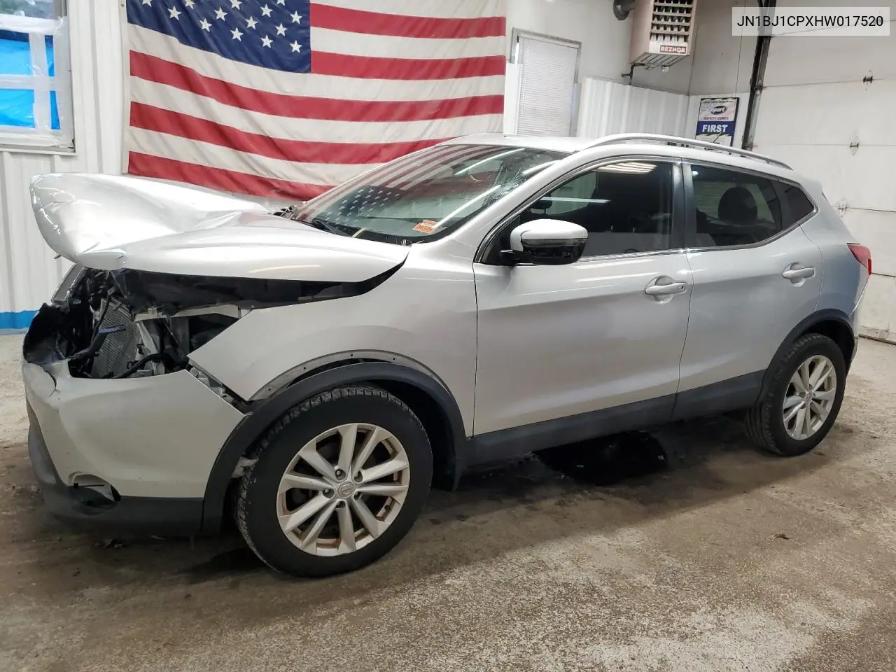 JN1BJ1CPXHW017520 2017 Nissan Rogue Sport S