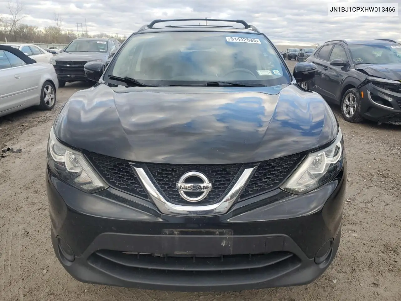 JN1BJ1CPXHW013466 2017 Nissan Rogue Sport S