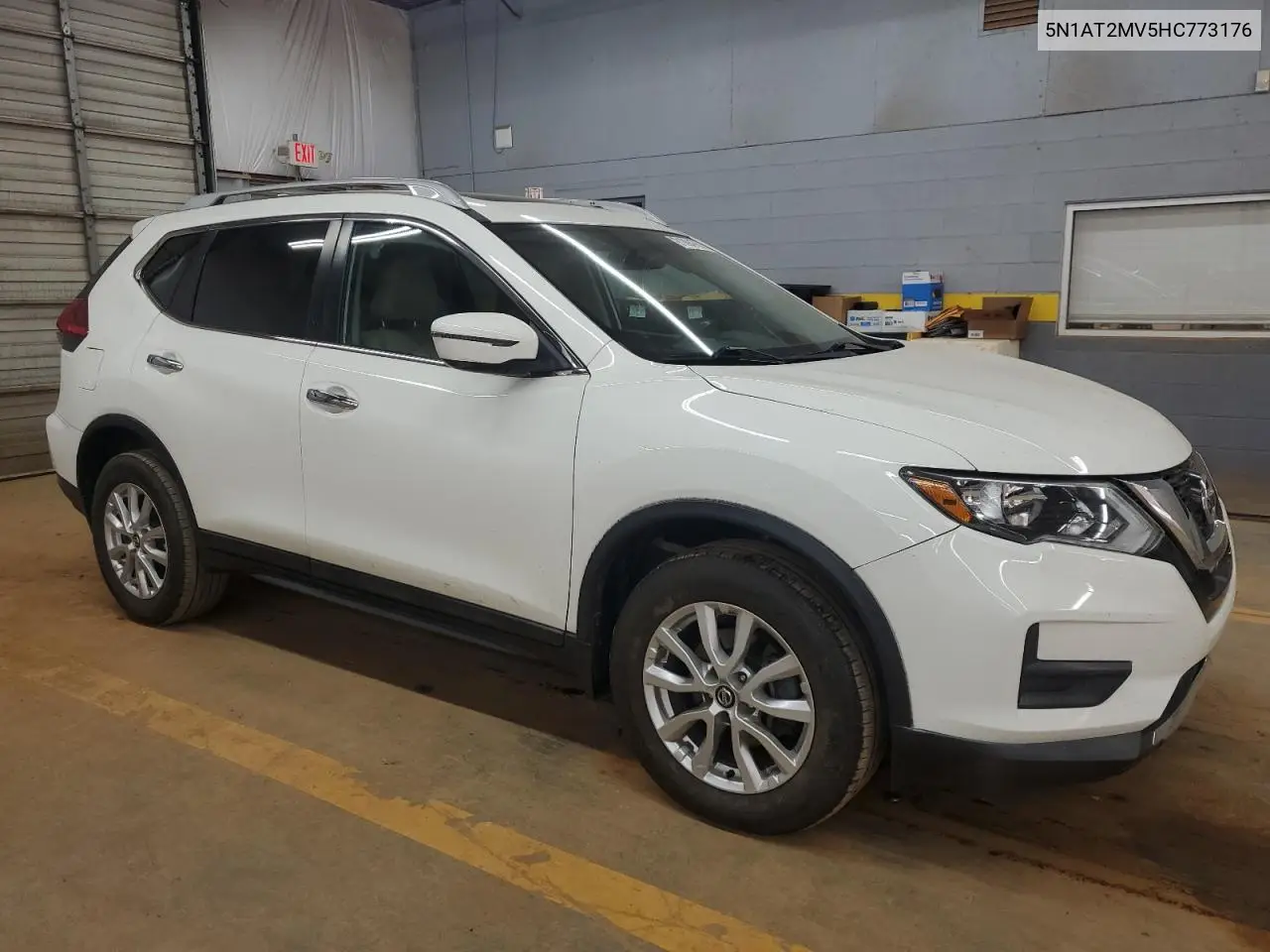 5N1AT2MV5HC773176 2017 Nissan Rogue Sv