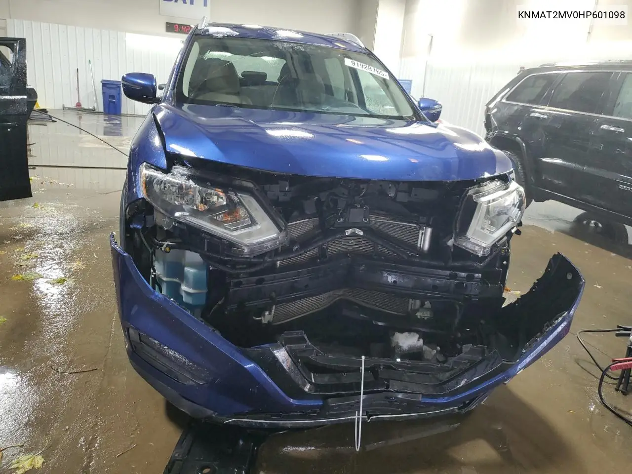 KNMAT2MV0HP601098 2017 Nissan Rogue S