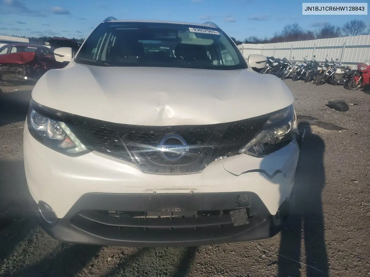 JN1BJ1CR6HW128843 2017 Nissan Rogue Sport S