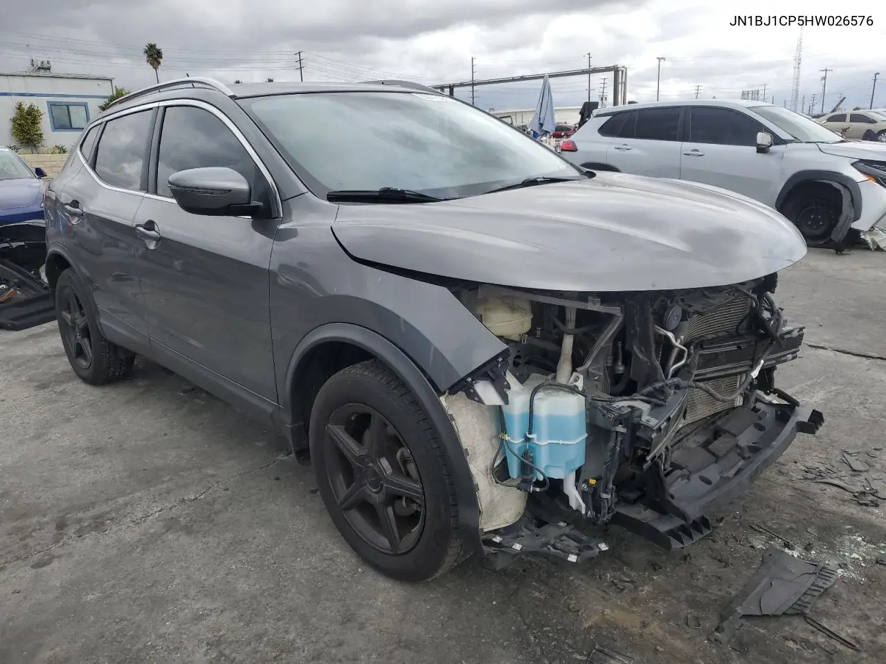JN1BJ1CP5HW026576 2017 Nissan Rogue Sport S