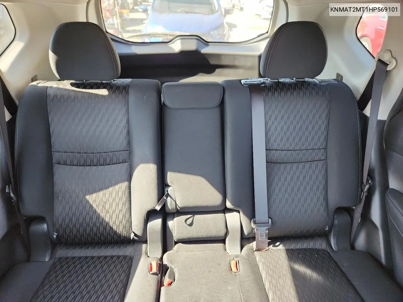 KNMAT2MT1HP569101 2017 Nissan Rogue S