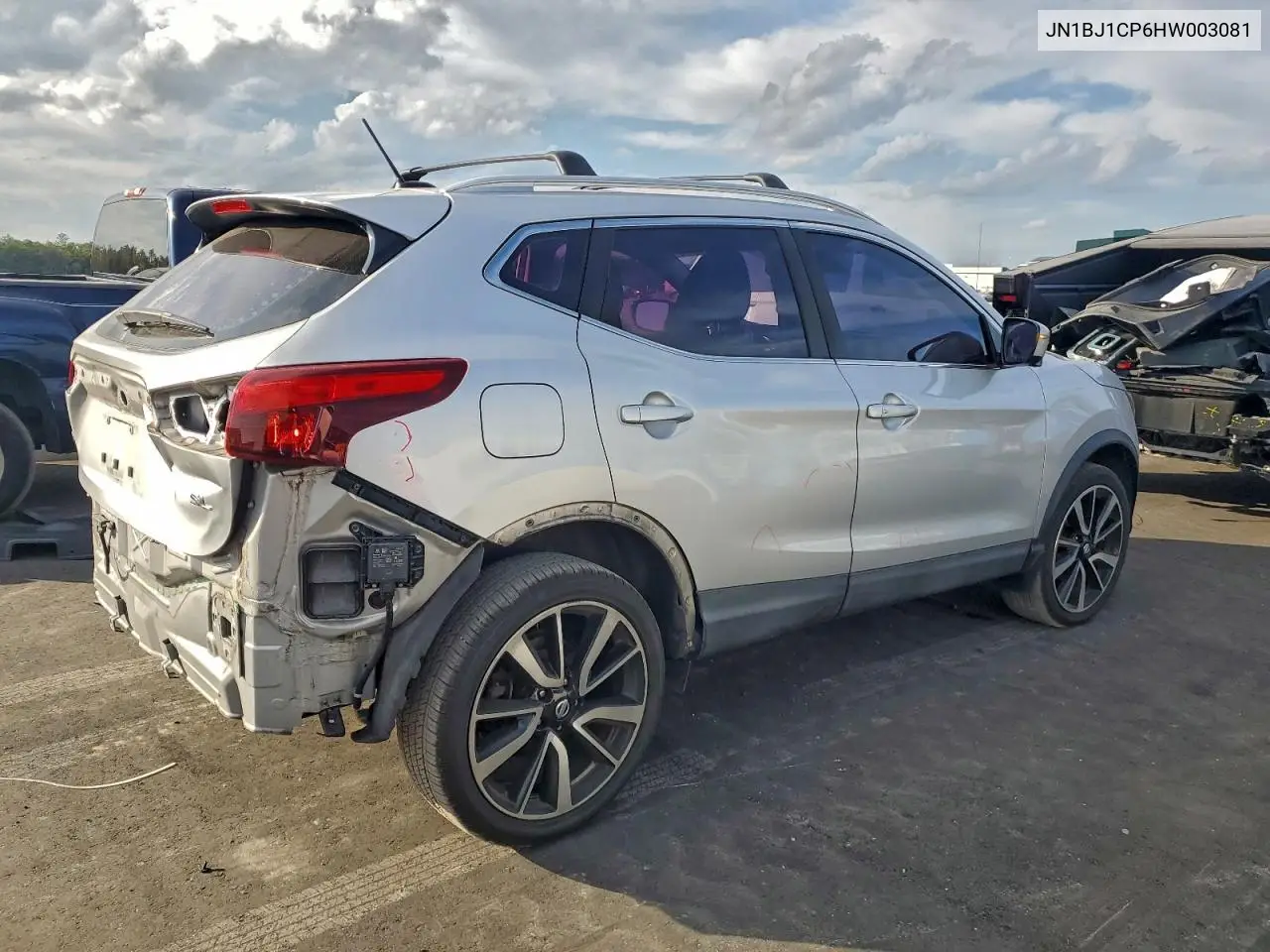 JN1BJ1CP6HW003081 2017 Nissan Rogue Sport S