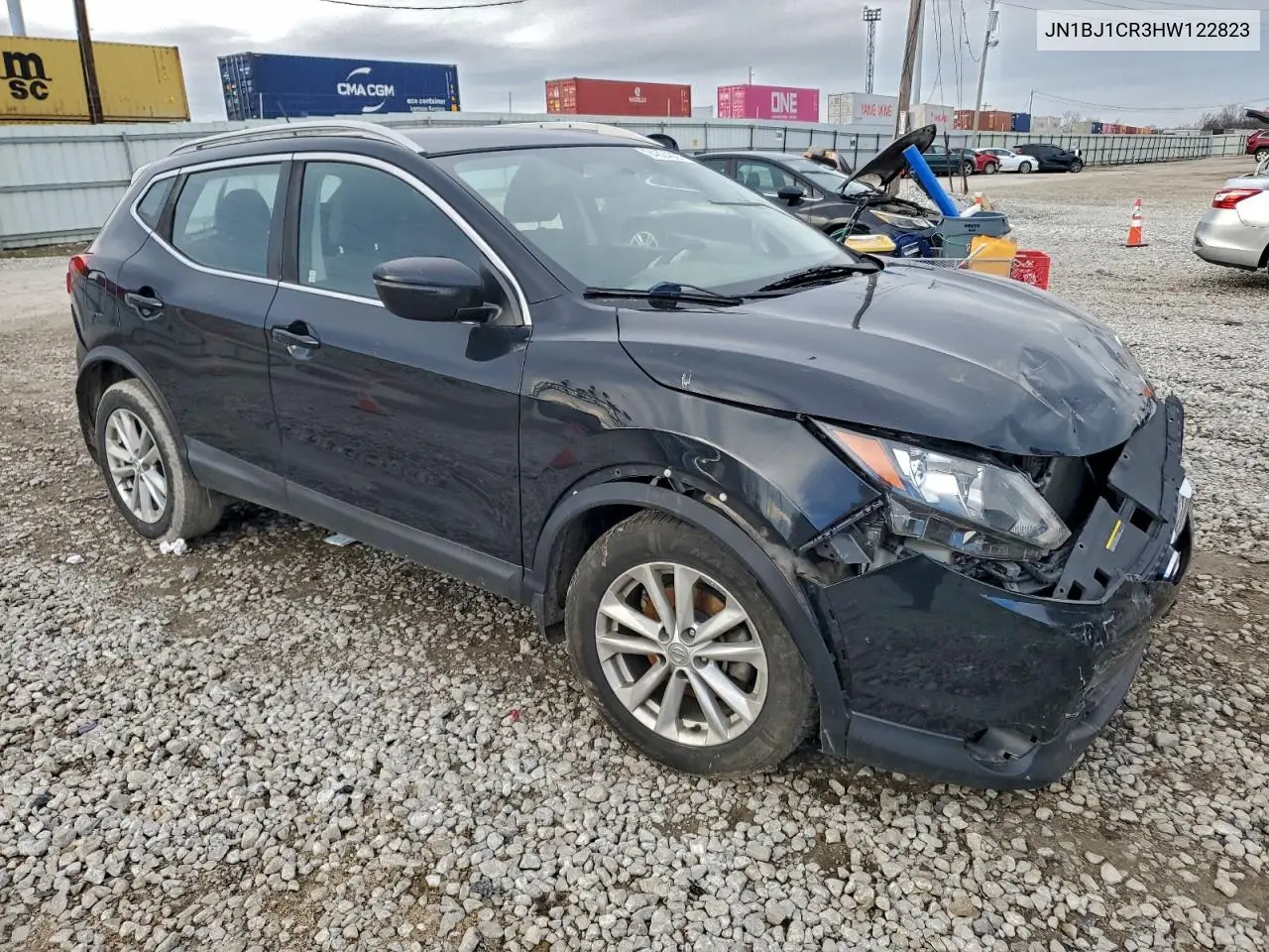 JN1BJ1CR3HW122823 2017 Nissan Rogue Sport S