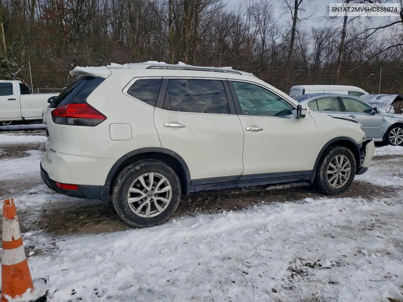 5N1AT2MV6HC858074 2017 Nissan Rogue Sv