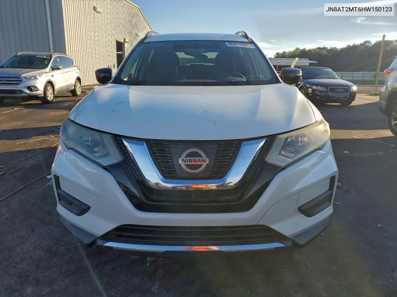 JN8AT2MT6HW150123 2017 Nissan Rogue S