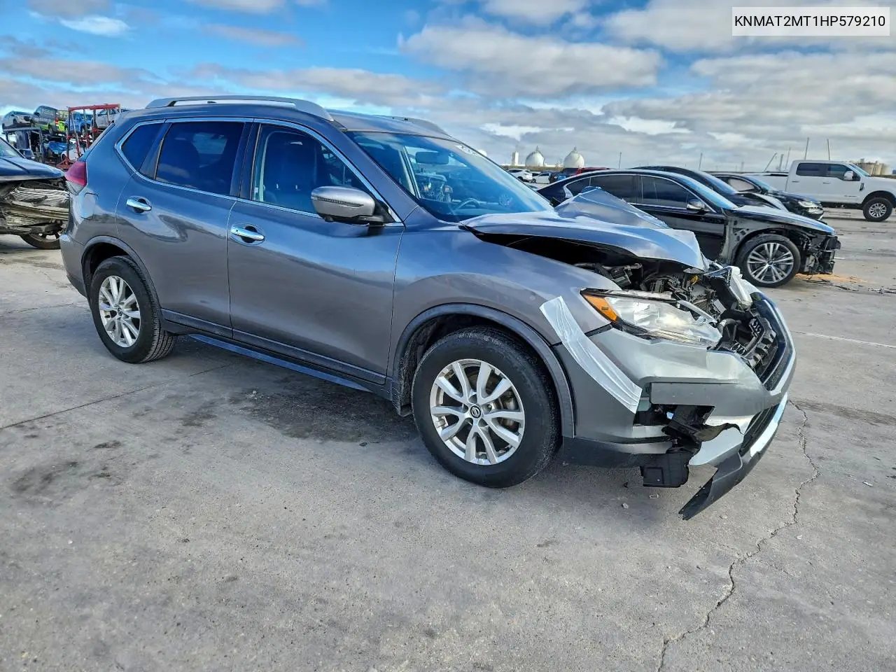 KNMAT2MT1HP579210 2017 Nissan Rogue S