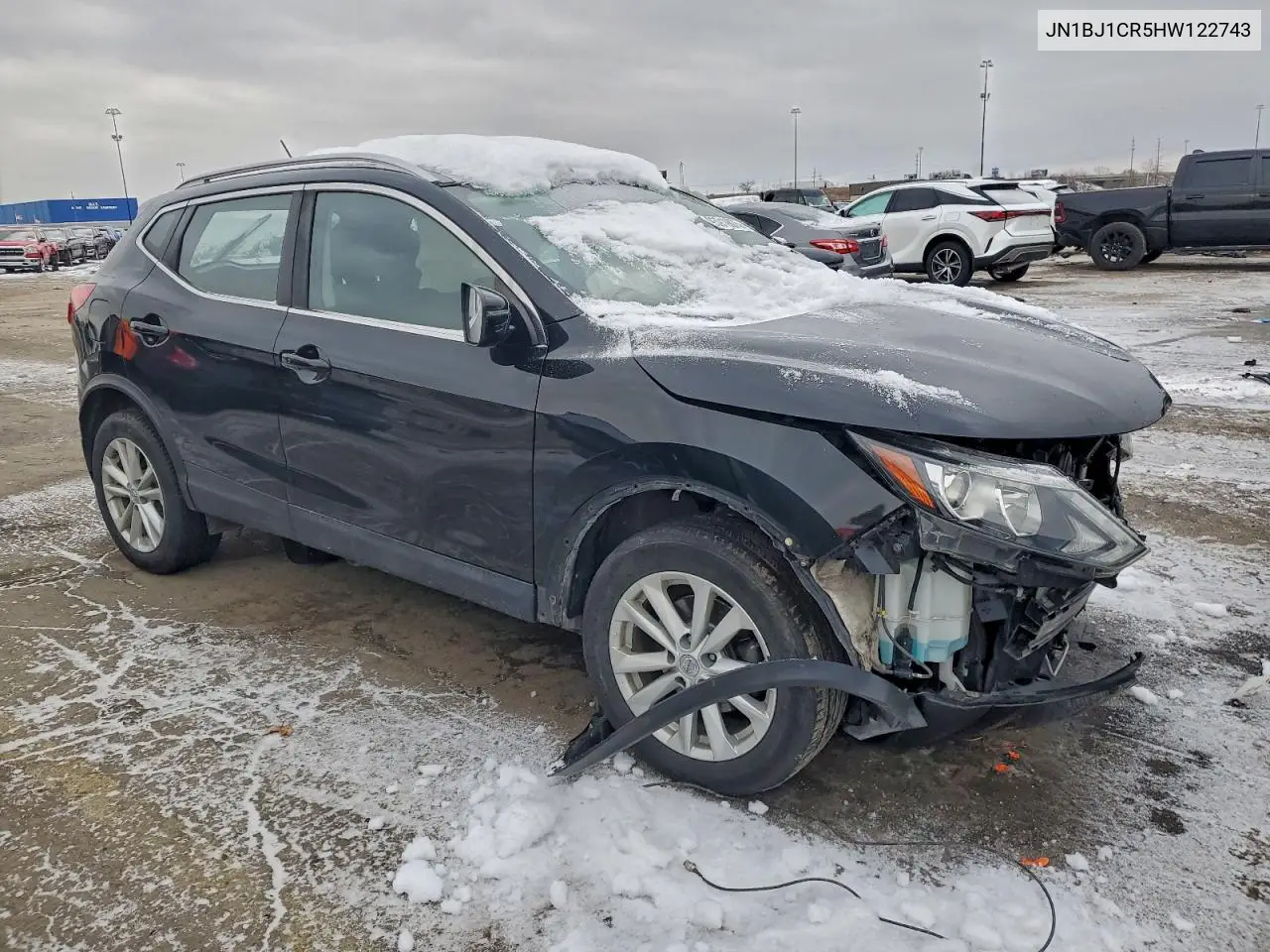 JN1BJ1CR5HW122743 2017 Nissan Rogue Sport S