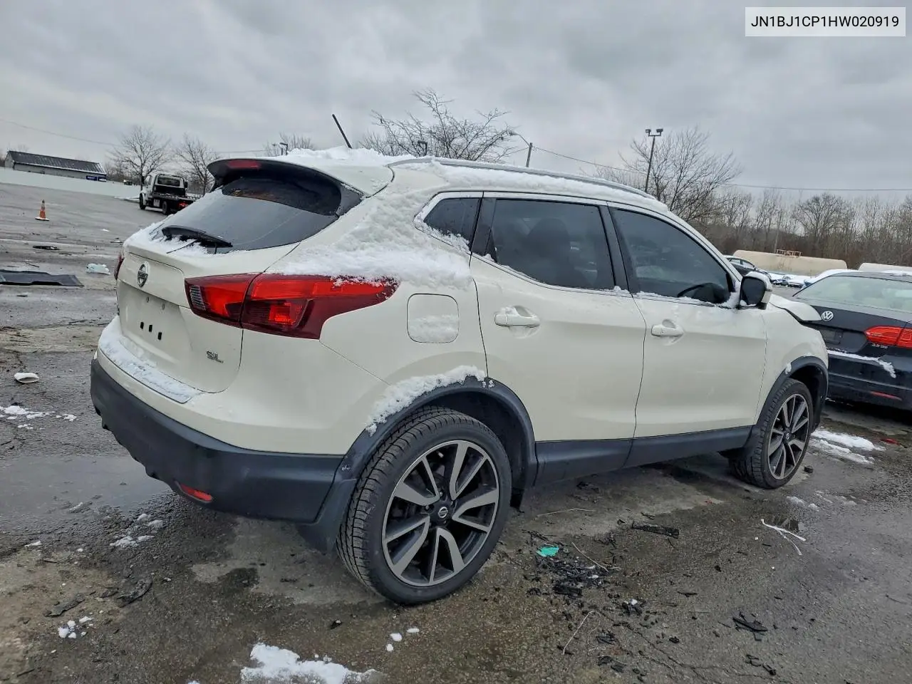 JN1BJ1CP1HW020919 2017 Nissan Rogue Sport S