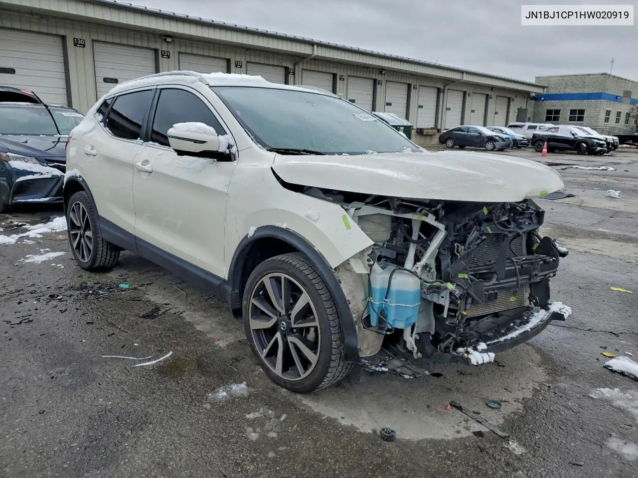 JN1BJ1CP1HW020919 2017 Nissan Rogue Sport S