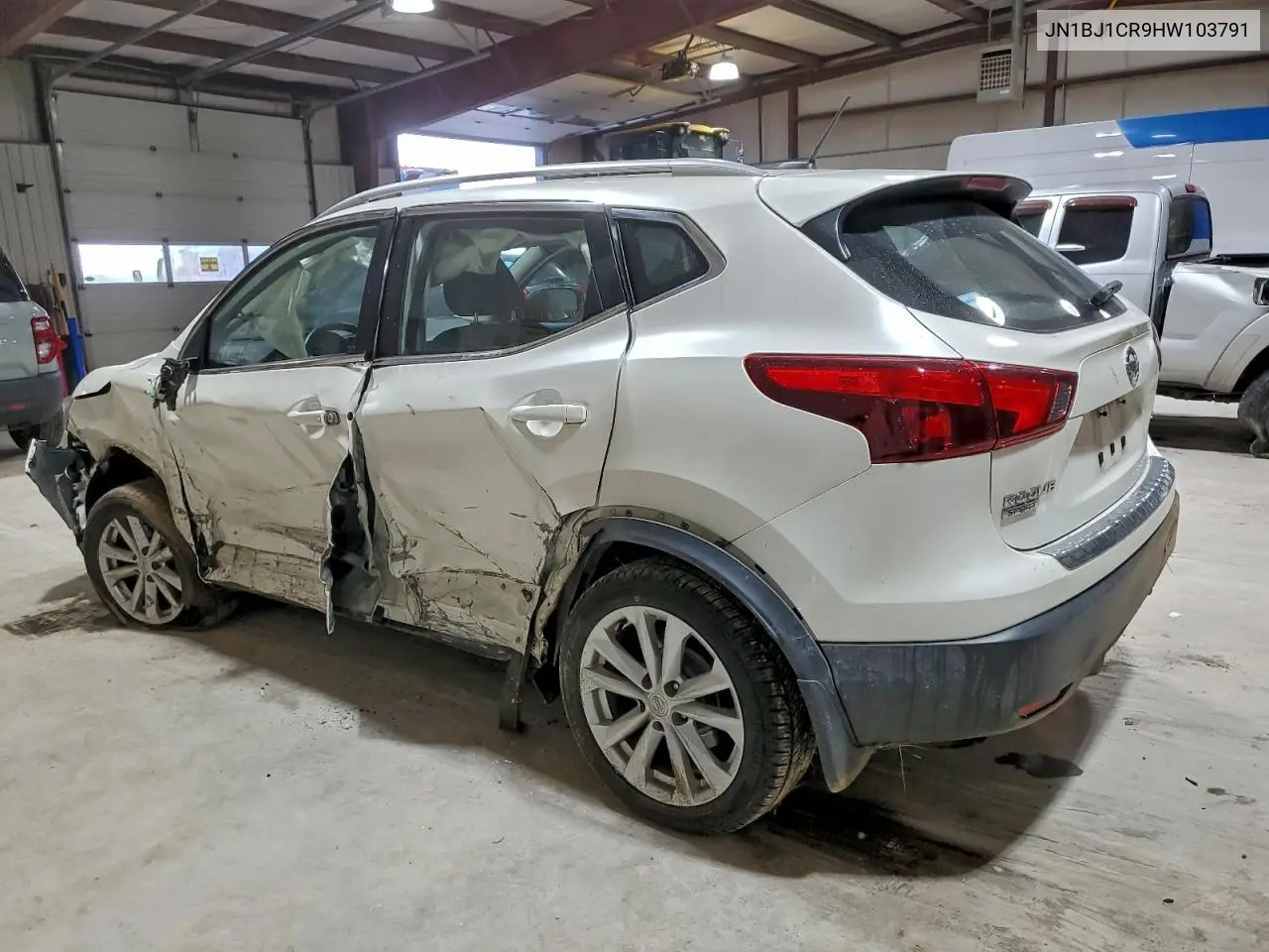 JN1BJ1CR9HW103791 2017 Nissan Rogue Sport S