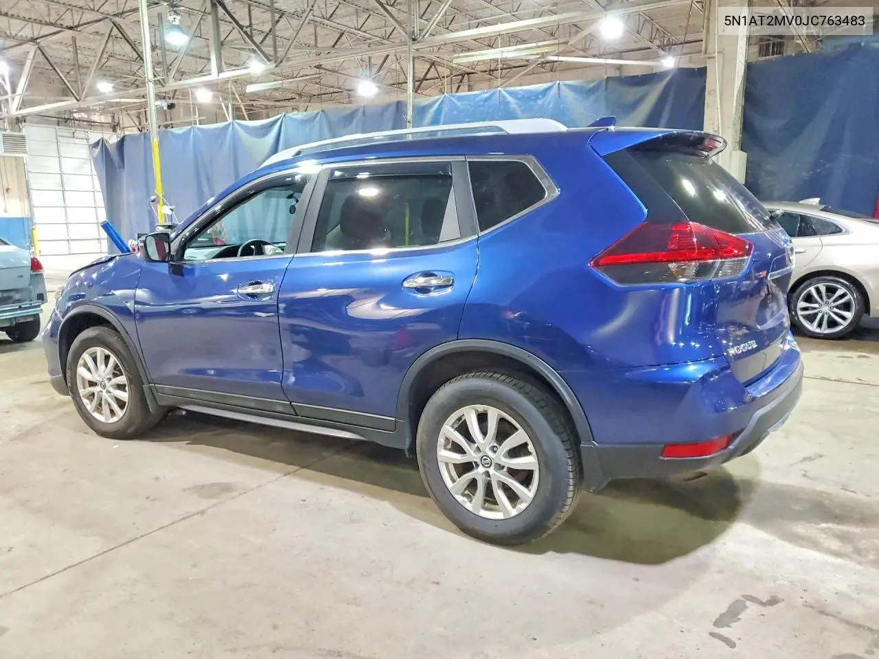 5N1AT2MV0JC763483 2018 Nissan Rogue S